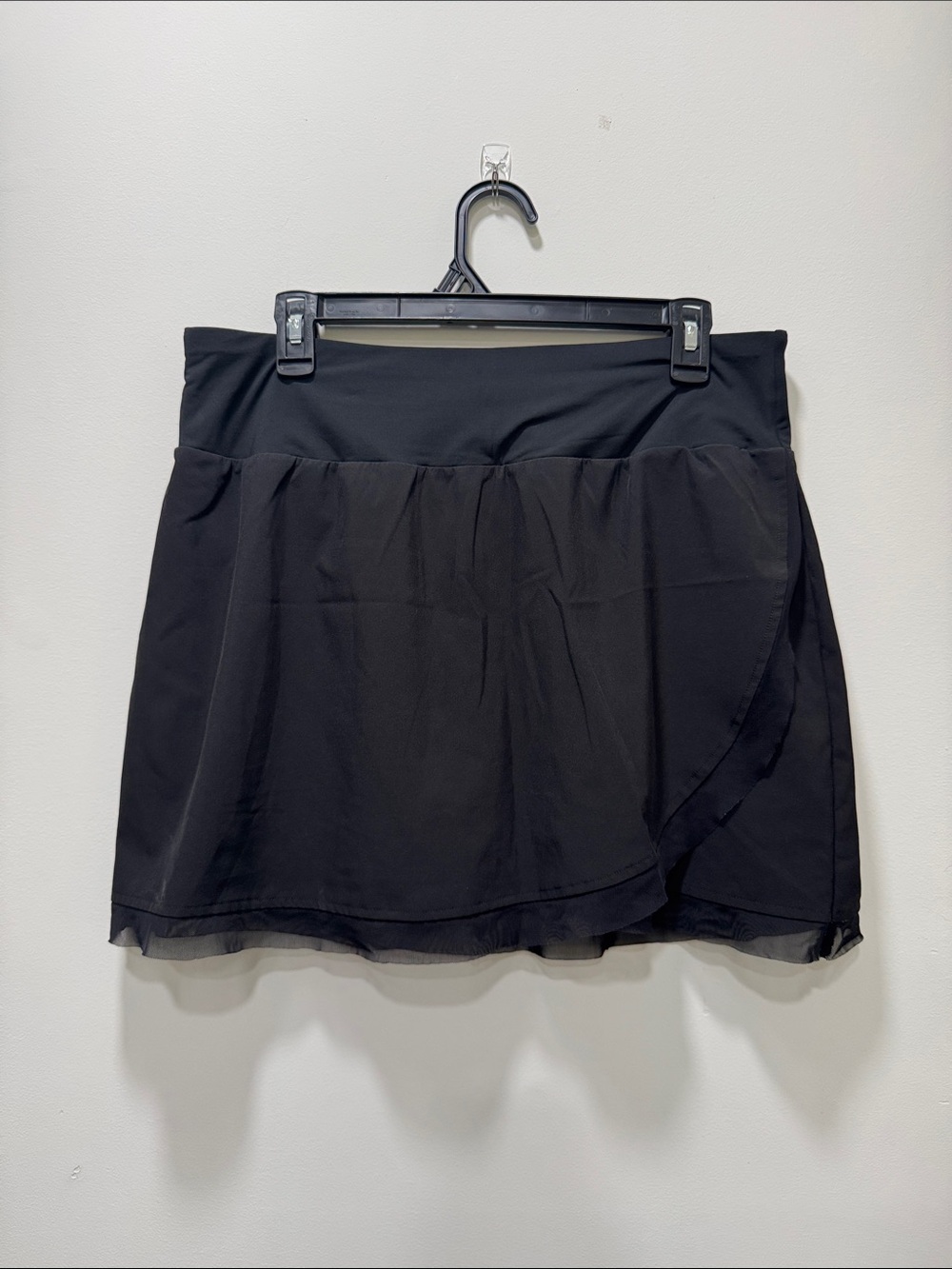 Black Wrap-Style Athletic Skirt with Stretch Waistband